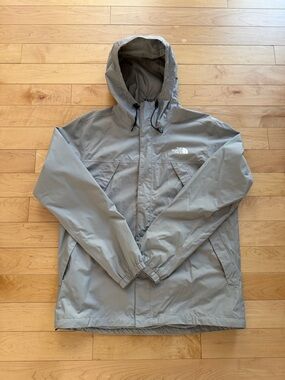 The North Face windbreaker size L